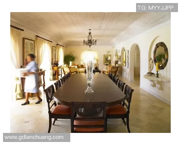 足球明星奢华豪宅揭秘：他们的梦想家园与生活方式大曝光